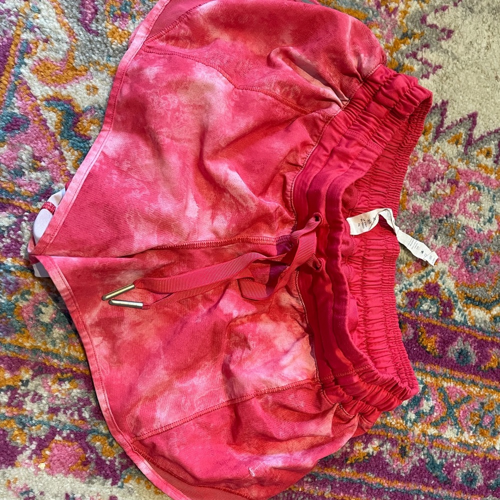 Lululemon short shorts